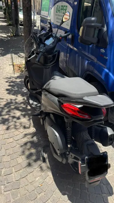 Piaggio Beverly 310 (2025 - 26) usata