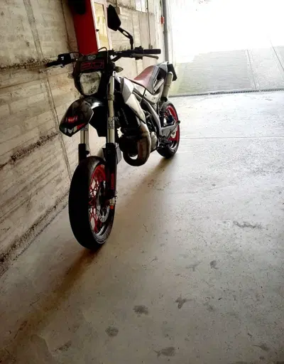 Aprilia MX 125 (2003 - 08) usata