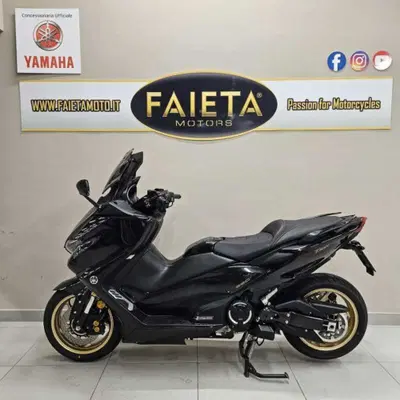 Yamaha T-Max 560 Tech Max (2020) usata