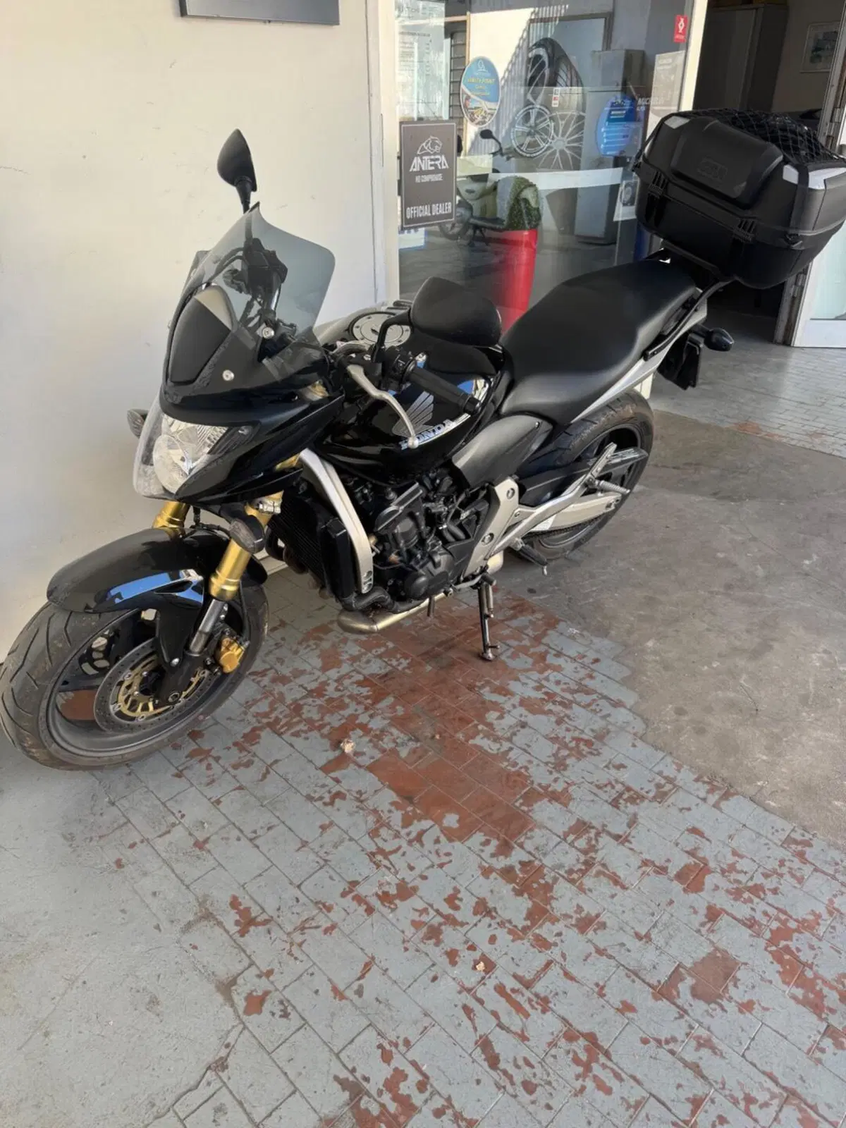 Honda Hornet 600 (2007 - 10) (4)