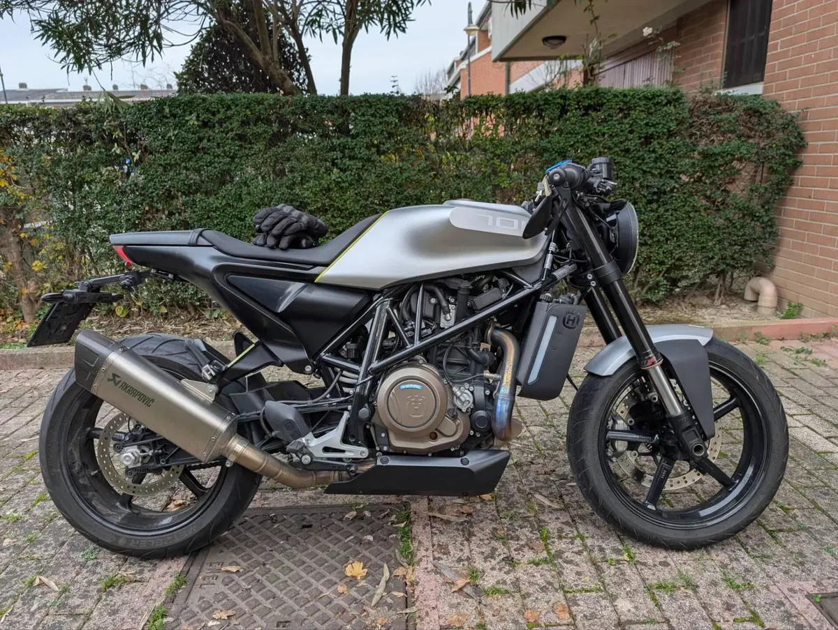 Husqvarna Vitpilen 701 (2018 - 19) (2)