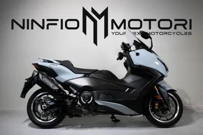 Yamaha T-Max 560 Tech Max (2025 - 26) usata