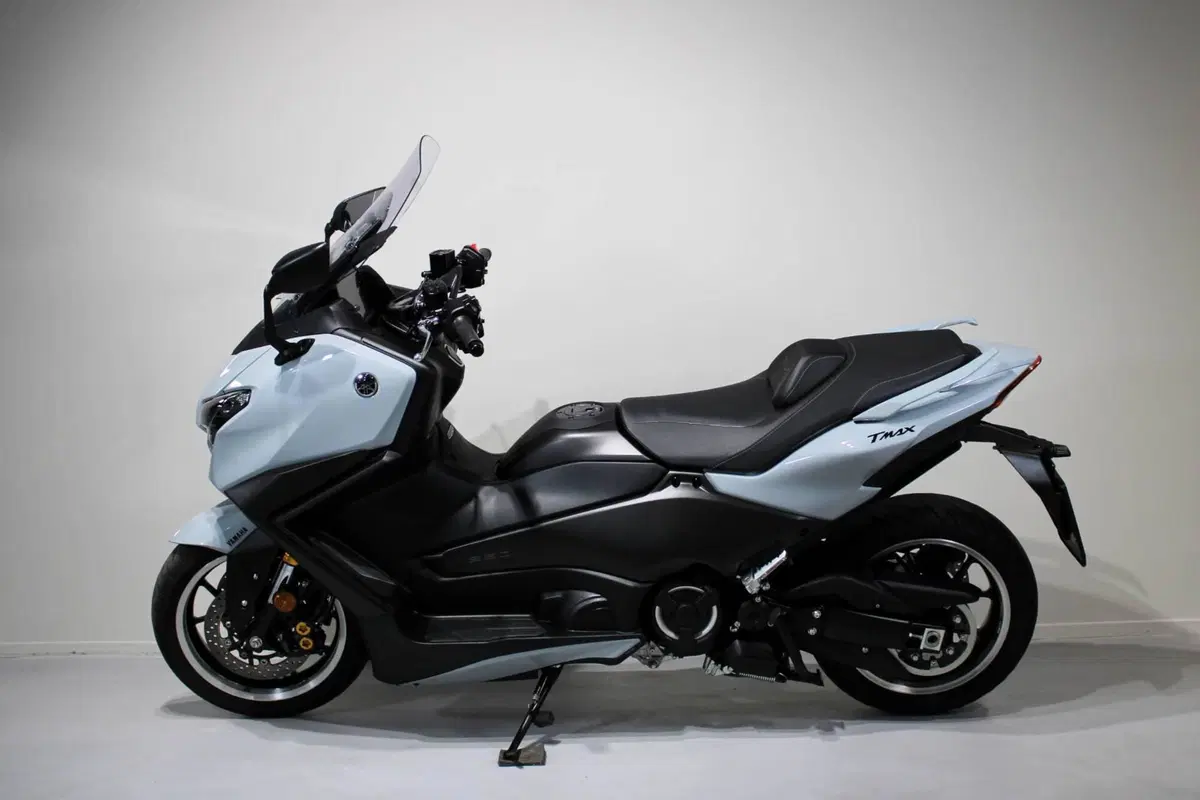 Yamaha T-Max 560 Tech Max (2025 - 26) (4)