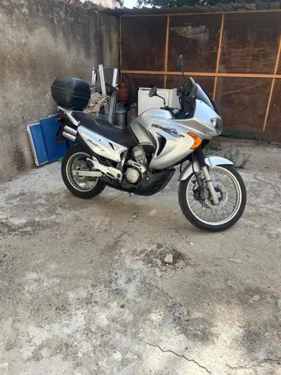 Honda Transalp XL 650V (2000 - 04) usata