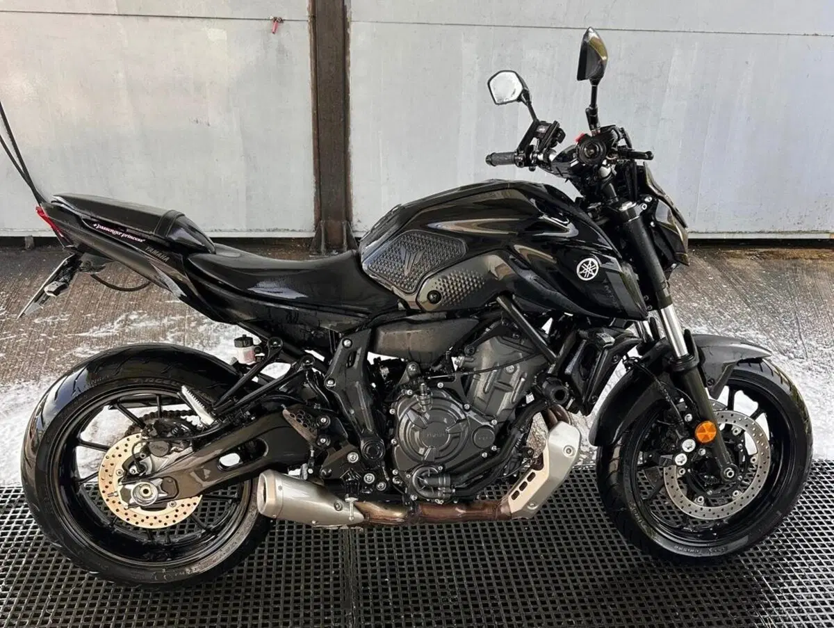 Yamaha MT-07 (2021 - 24) (2)