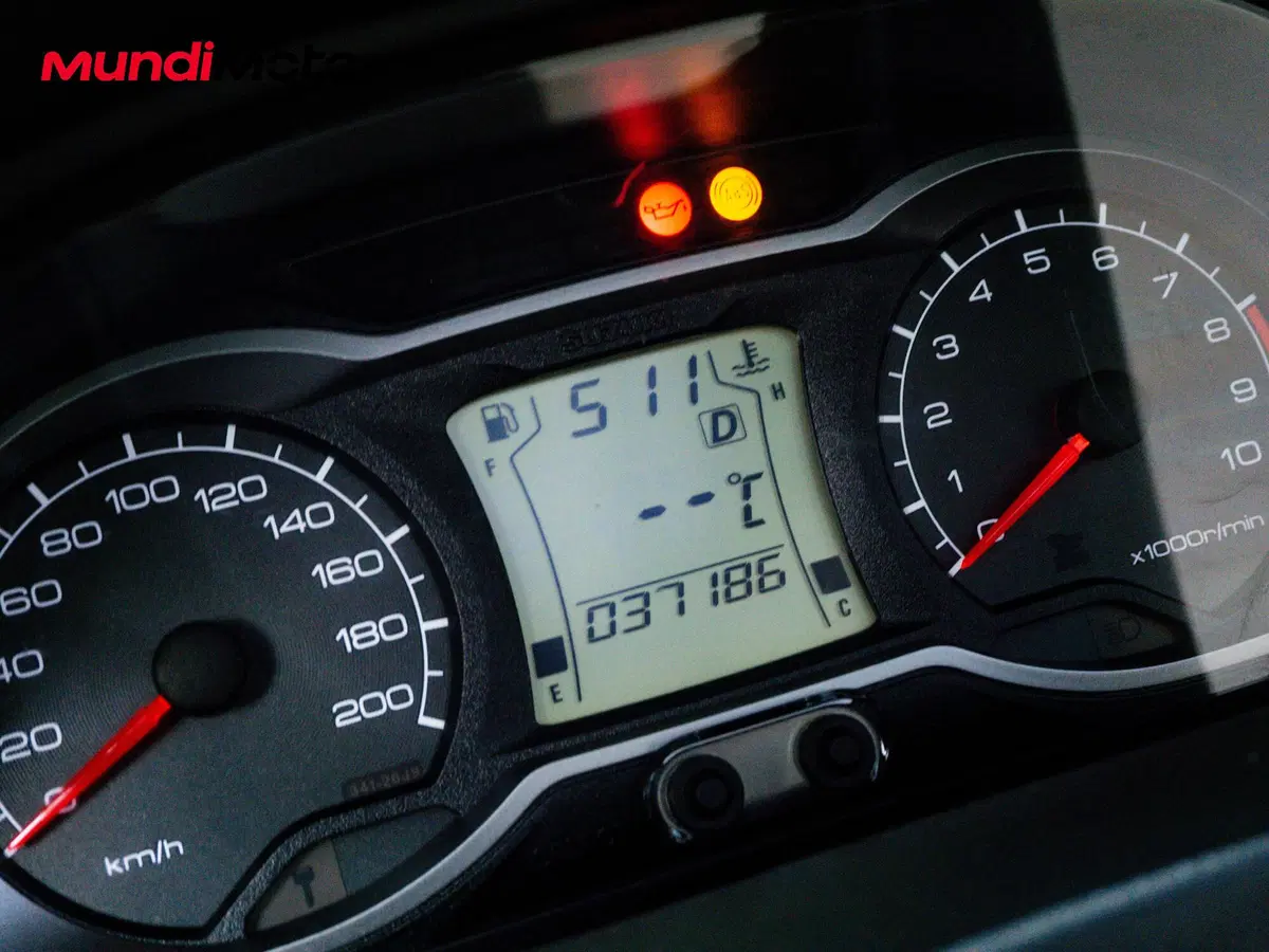 Suzuki Burgman AN 650 Executive (2004 - 06) (12)