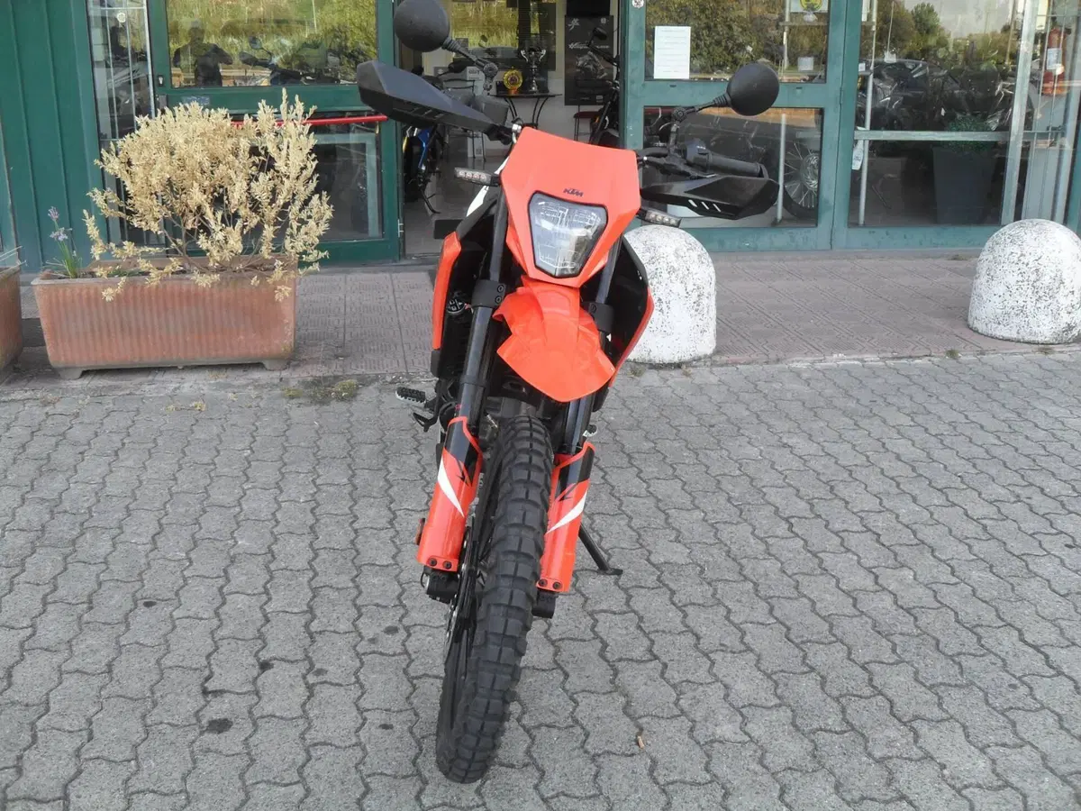 KTM 390 Enduro R (2025 - 26) (2)