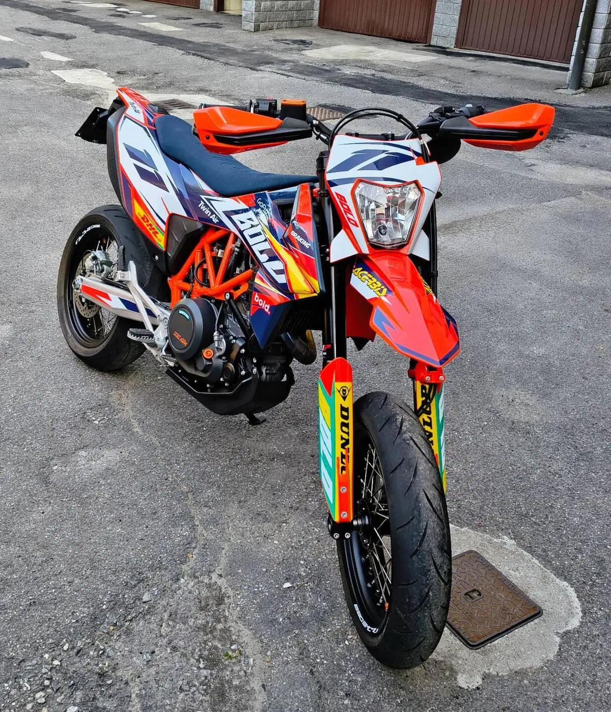KTM 690 SMC R (2023 - 25) (2)