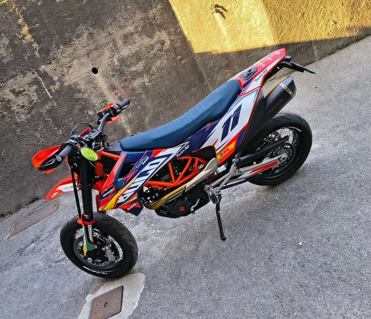 KTM 690 SMC R (2023 - 25) (6)