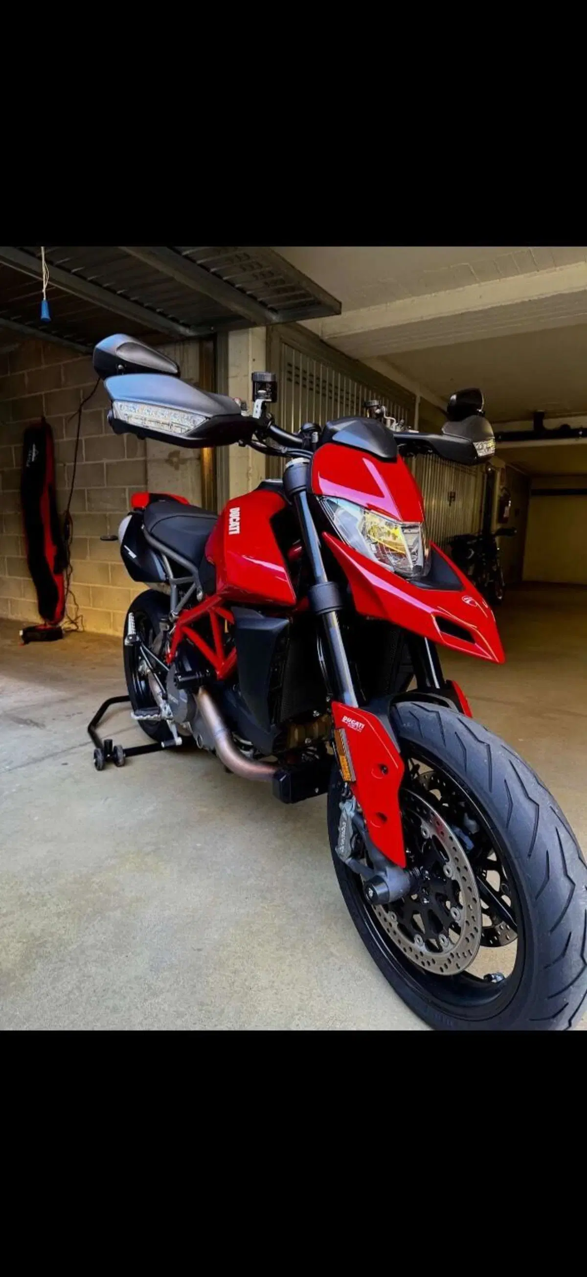Ducati Hypermotard 950 (2022 - 25) (4)