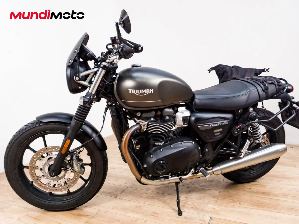 Triumph Street Twin 900 (2017 - 18) (8)