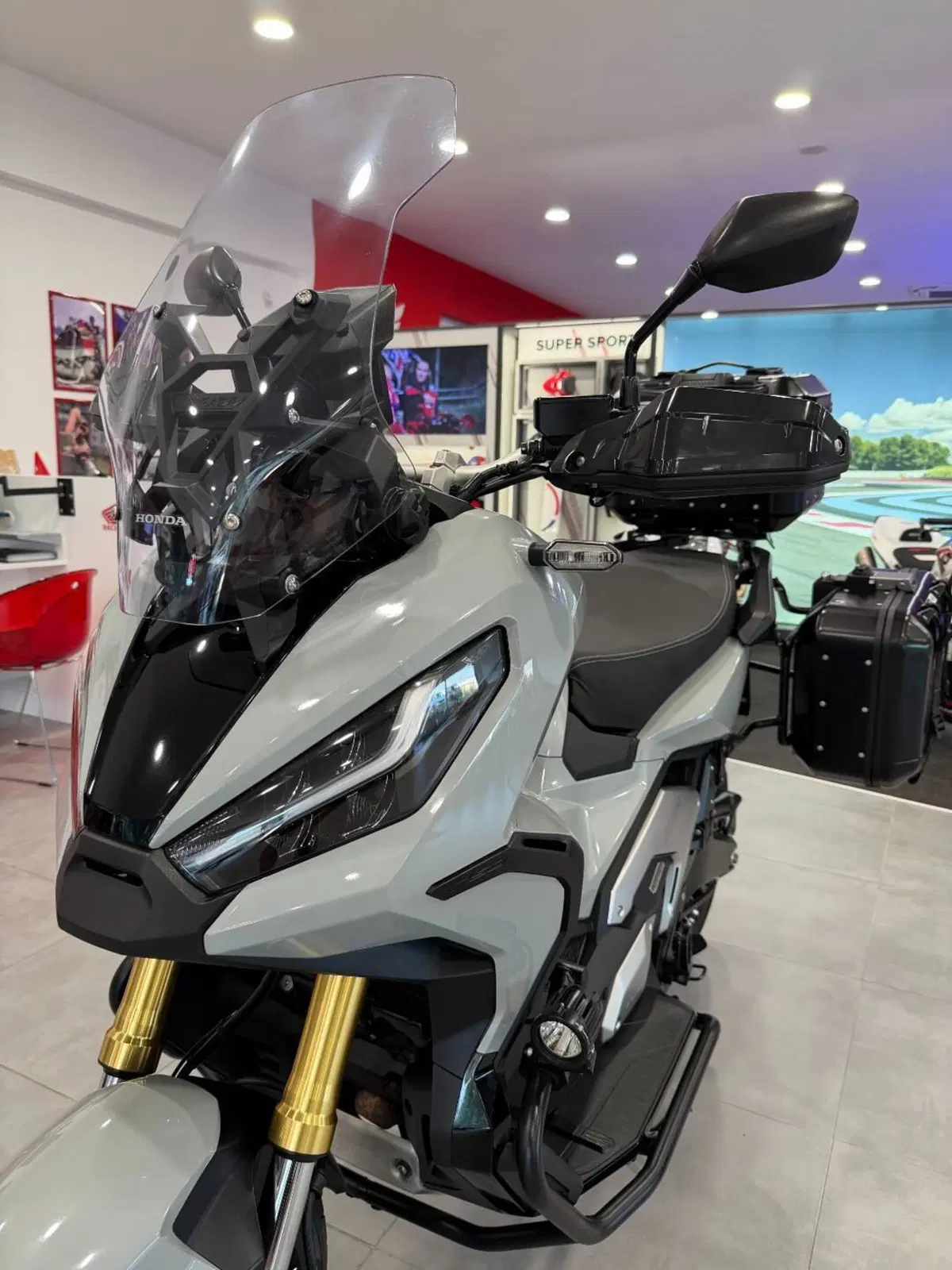 Honda X-ADV 750 DCT (2021 - 24) (2)