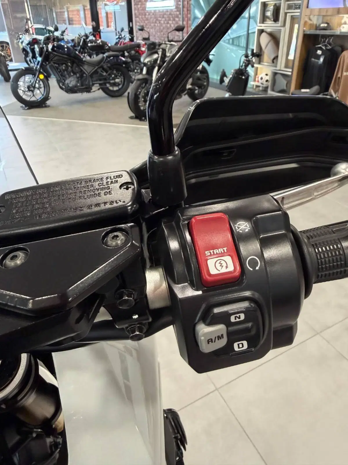Honda X-ADV 750 DCT (2021 - 24) (10)