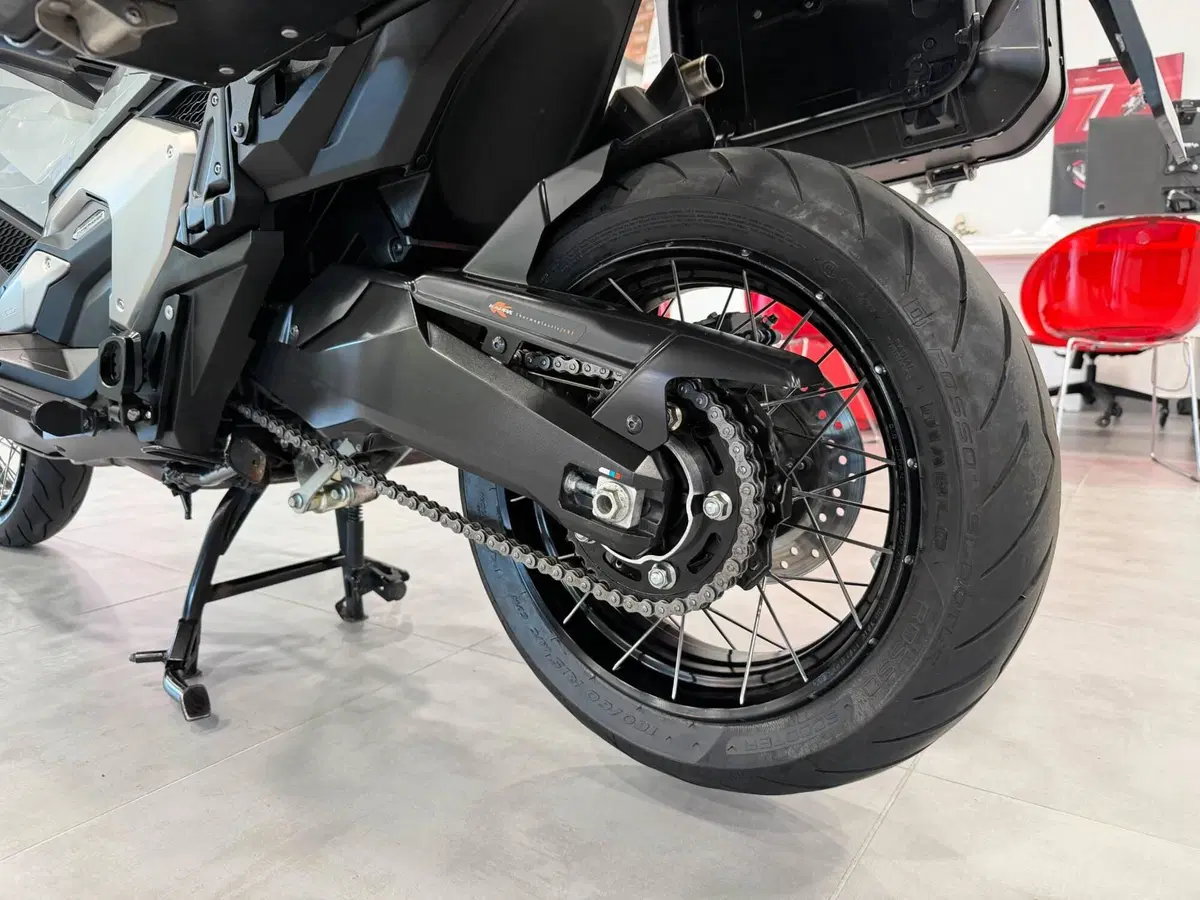 Honda X-ADV 750 DCT (2021 - 24) (15)