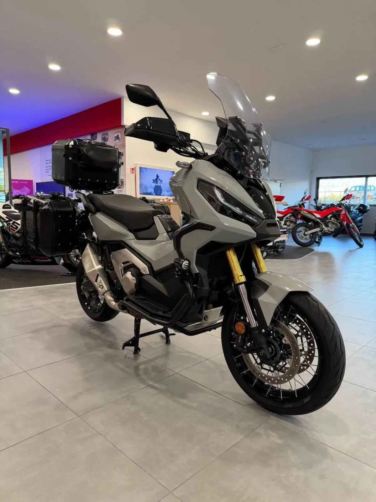 Honda X-ADV 750 DCT (2021 - 24) (6)