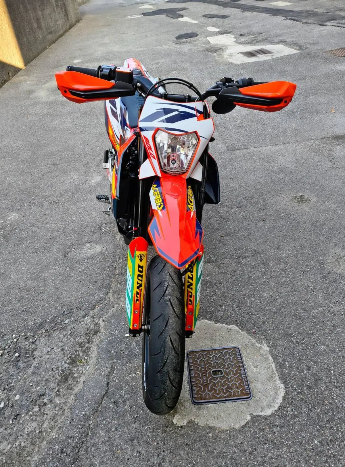 KTM 690 SMC R (2023 - 25) (5)