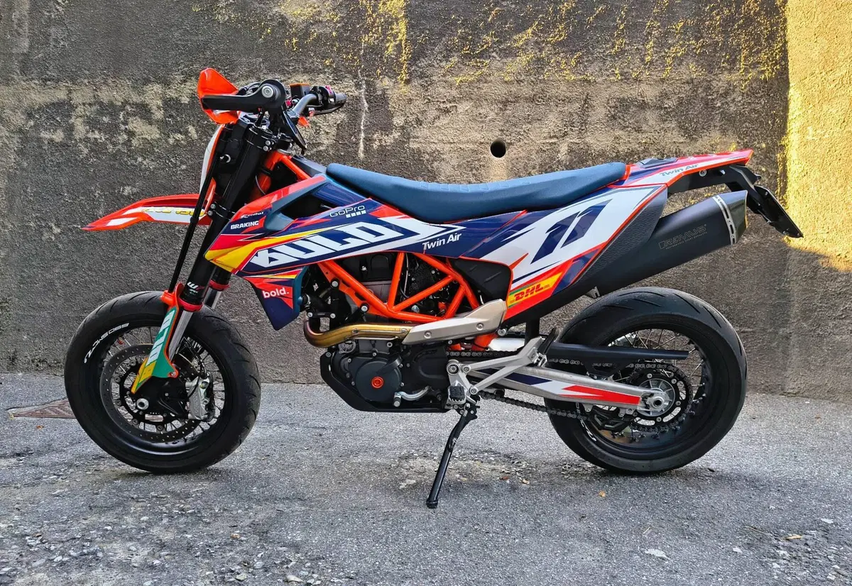 KTM 690 SMC R (2023 - 25) (9)