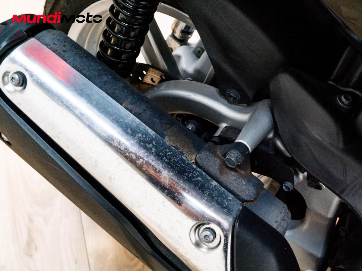 Honda SH 300 i ABS (2011 - 13) (17)
