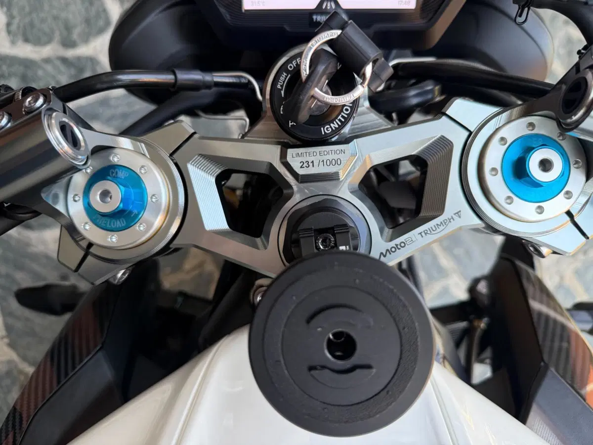 Triumph Street Triple 765 Moto2 (2026) (3)