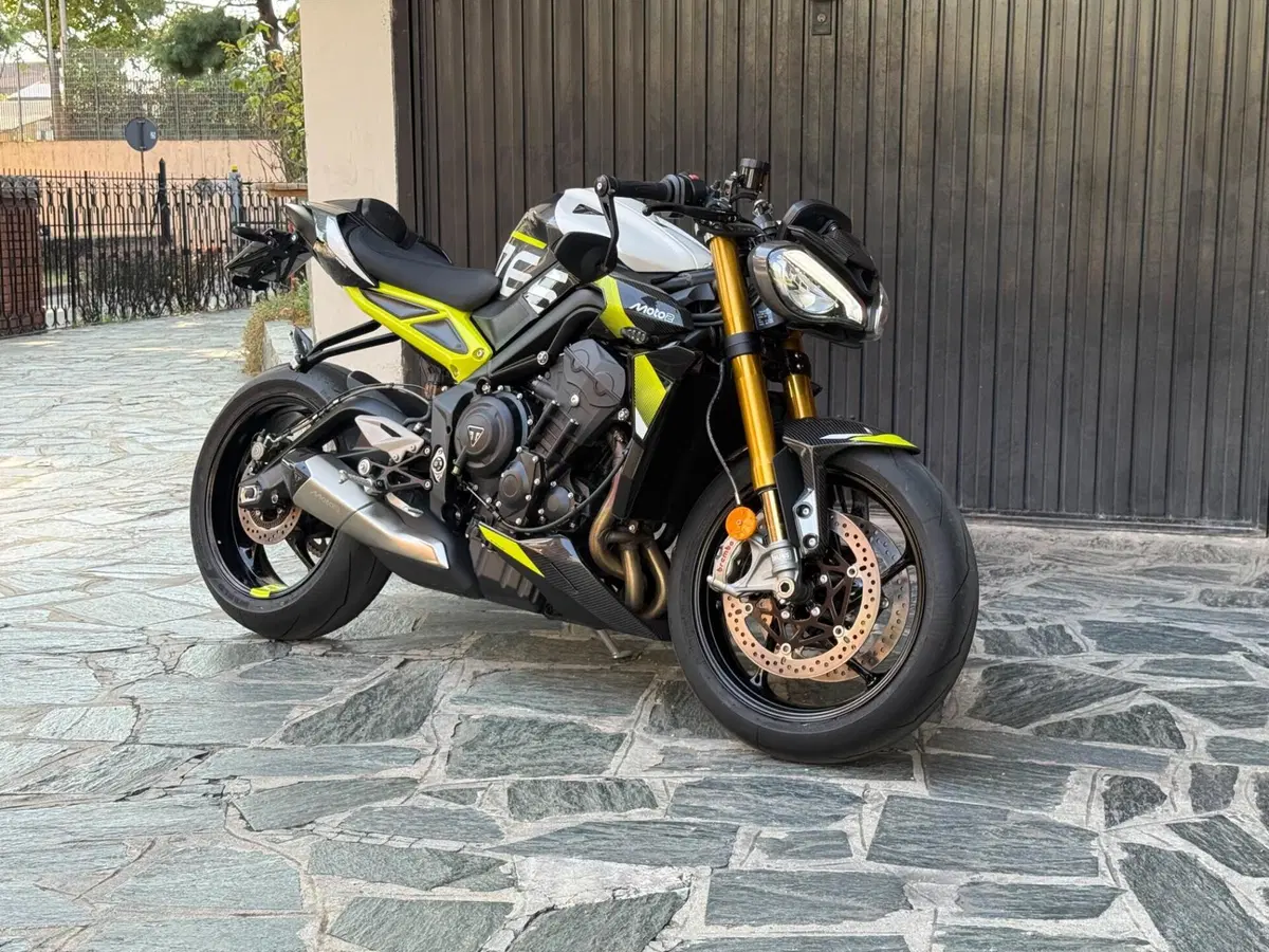 Triumph Street Triple 765 Moto2 (2026) (10)