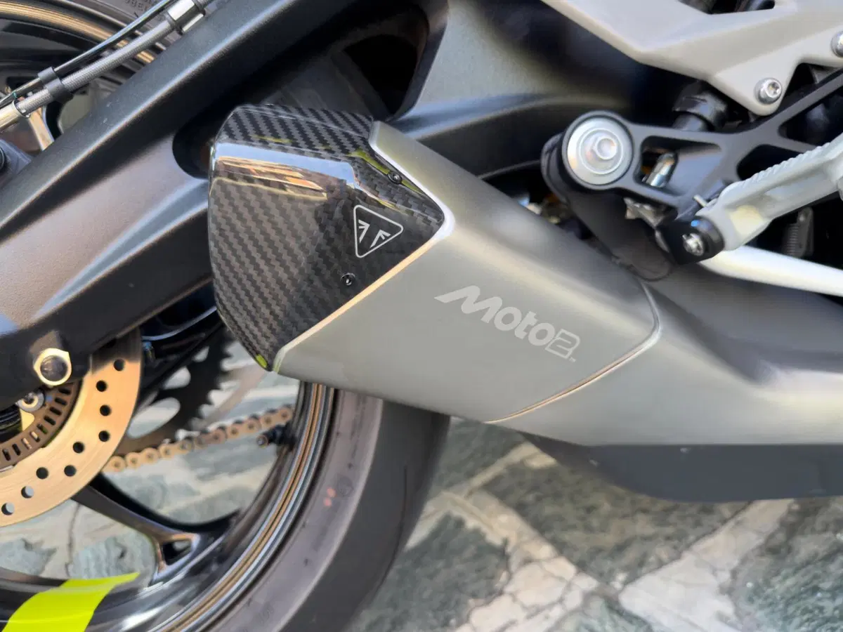 Triumph Street Triple 765 Moto2 (2026) (16)
