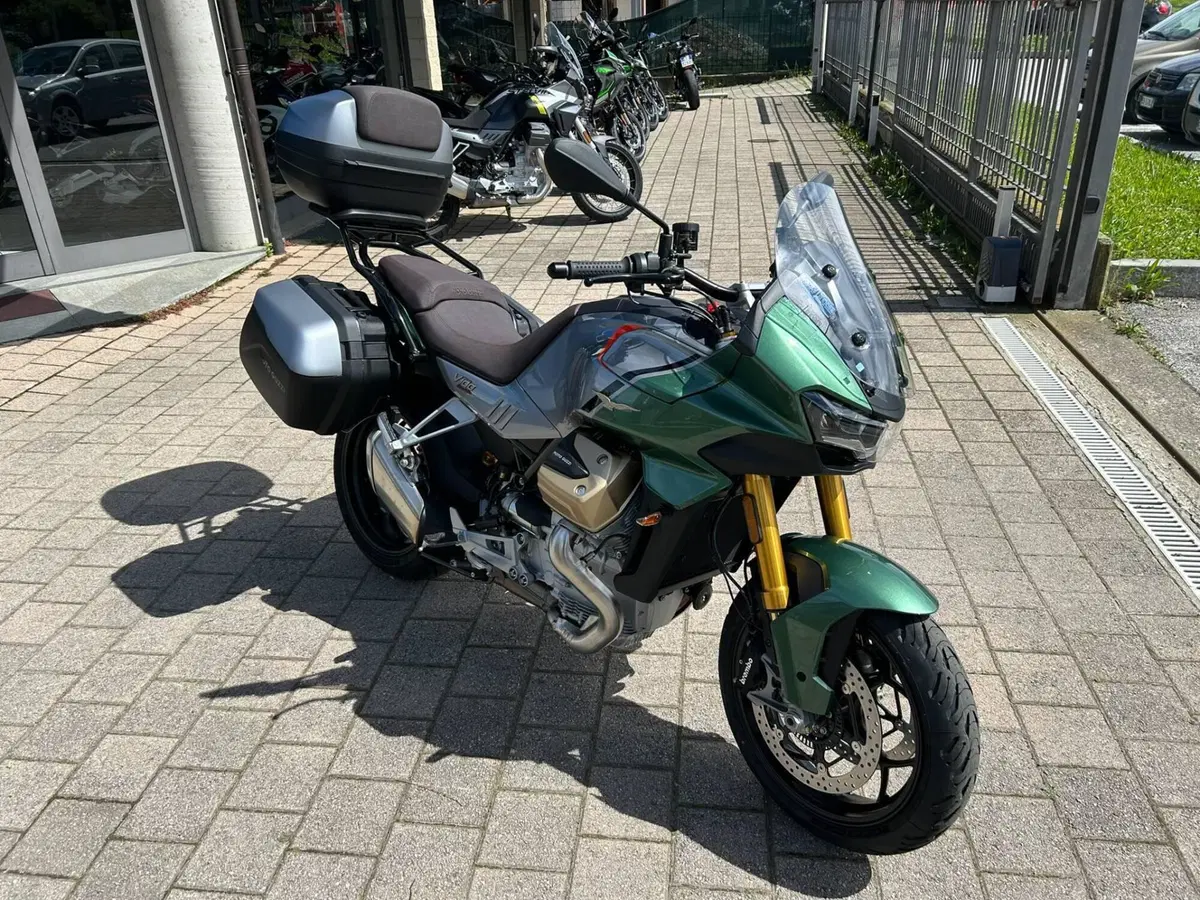 Moto Guzzi V100 Mandello S (2022 - 24) (4)