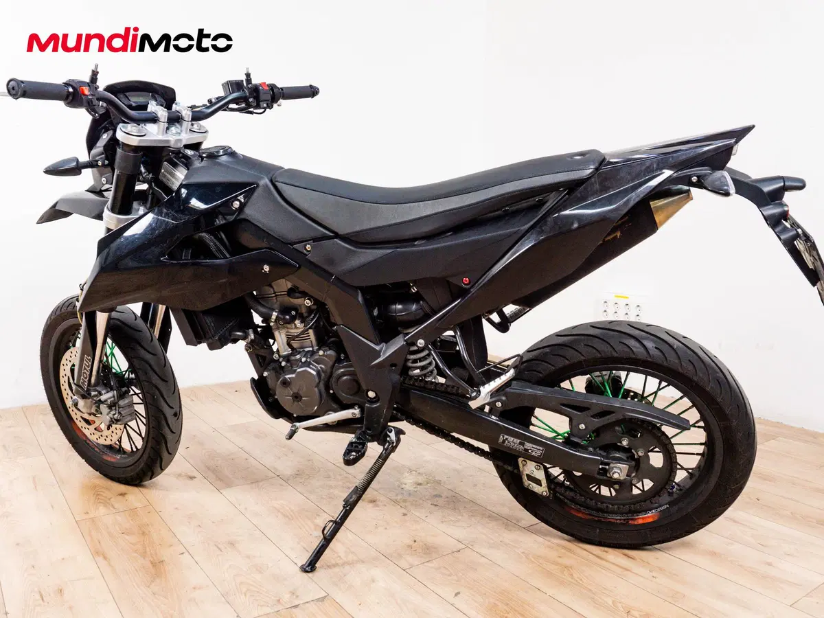 Aprilia SX 125 (2007 - 13) (7)