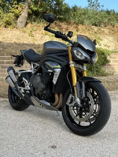 Triumph Speed Triple 1200 RS (2021 - 24) usata