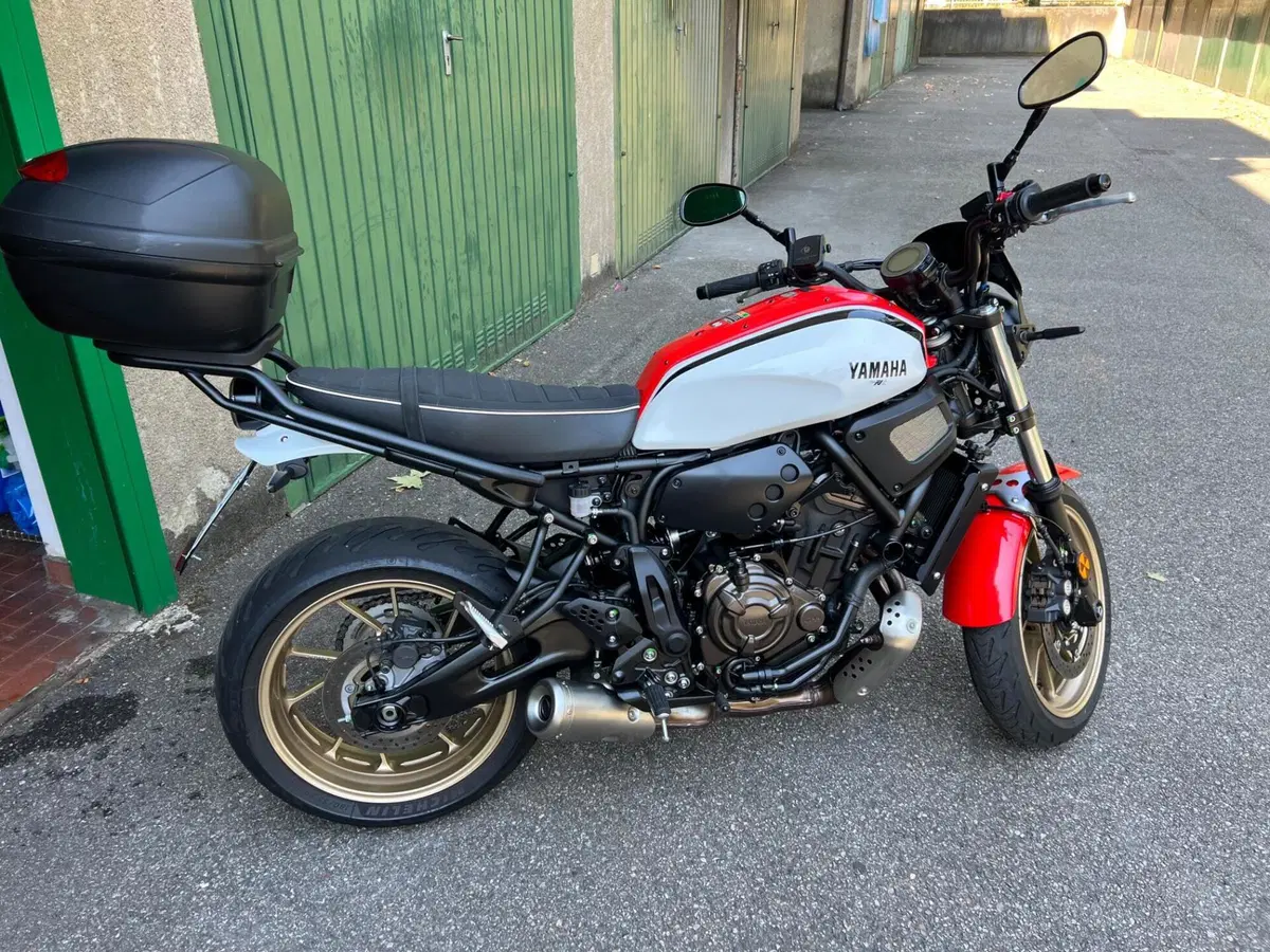 Yamaha XSR 700 XTribute (2021) (2)