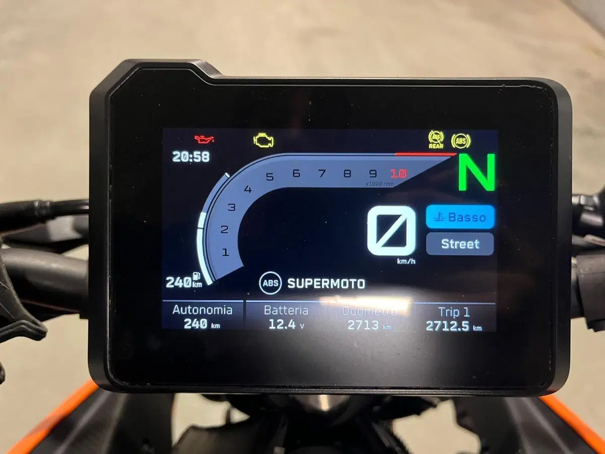 KTM 125 Duke (2026) (7)