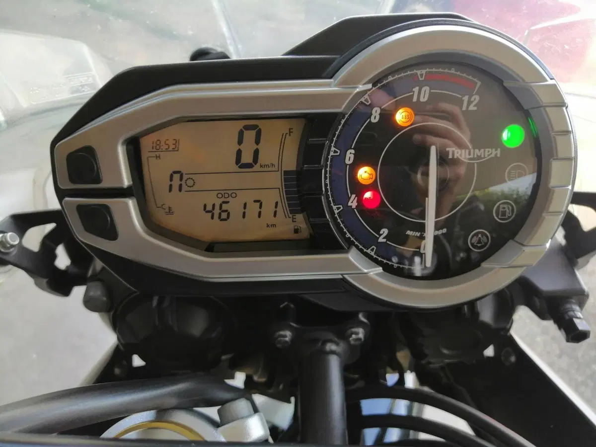 Triumph Tiger 800 ABS (2010 - 14) (7)