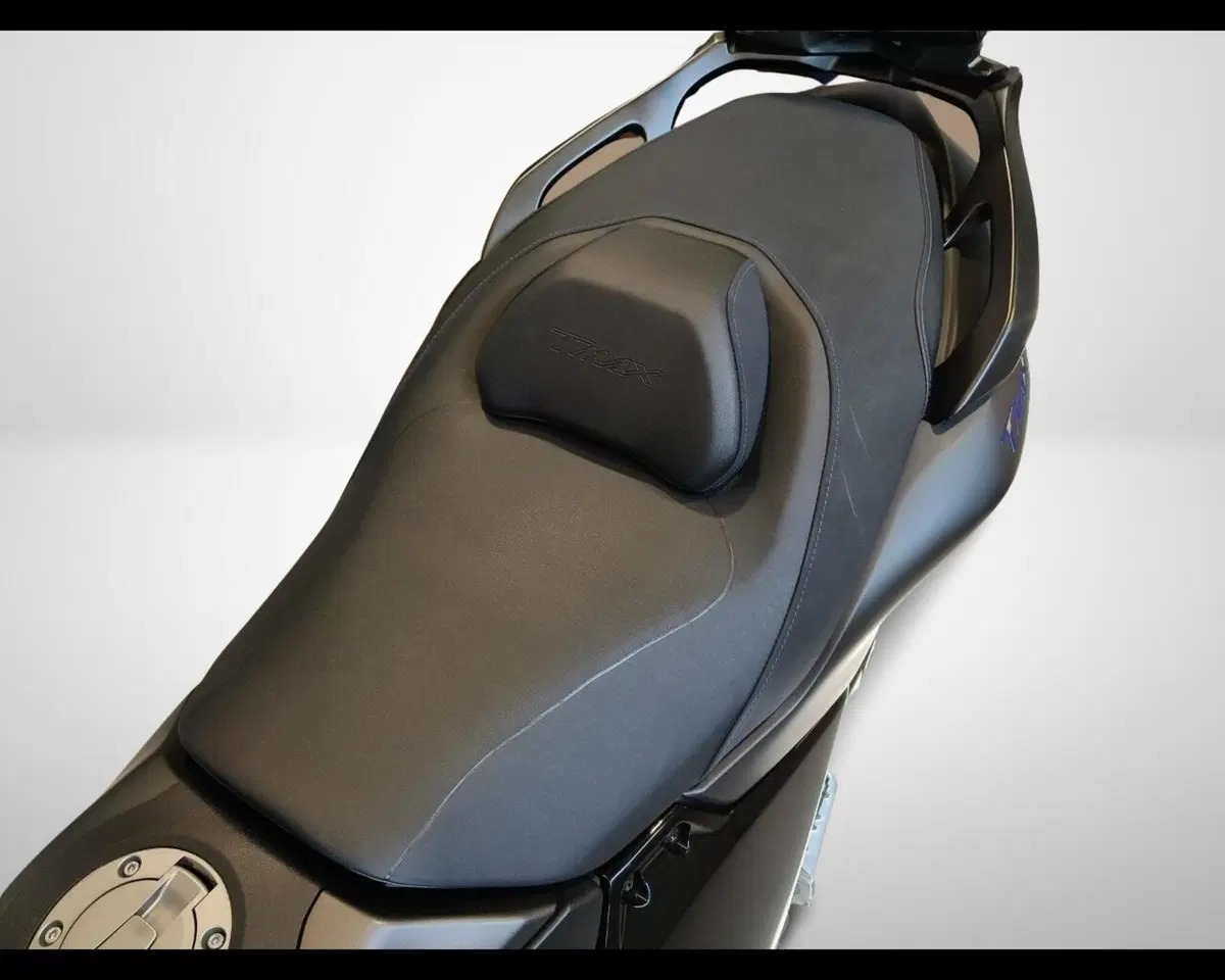 Yamaha T-Max 560 Tech Max (2022 - 24) (21)