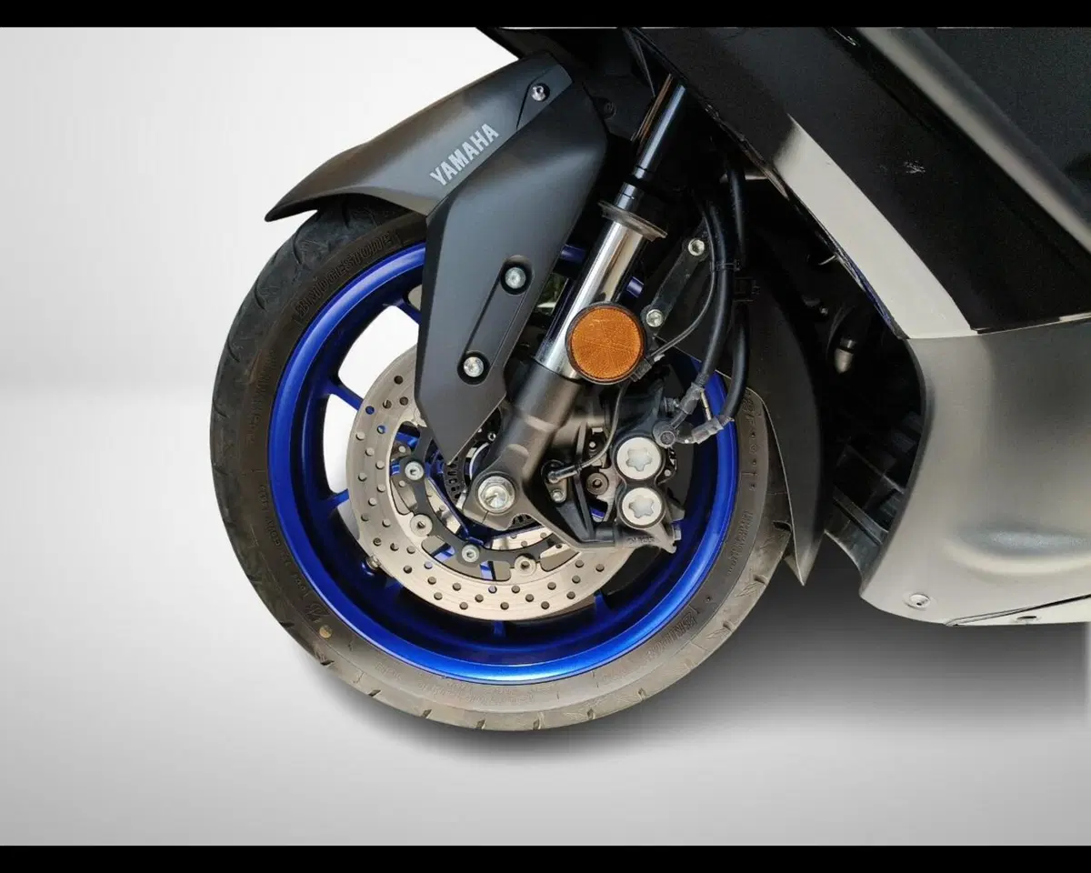 Yamaha T-Max 560 Tech Max (2022 - 24) (8)