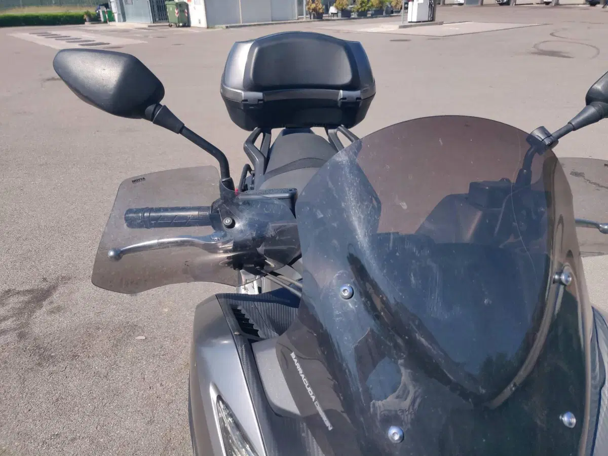 Honda Integra 750 DCT (2016 - 17) (8)