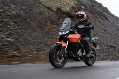 Norton Atlas 2026: lusso per tutti!? Il nostro test in Islanda [VIDEO e GALLERY]