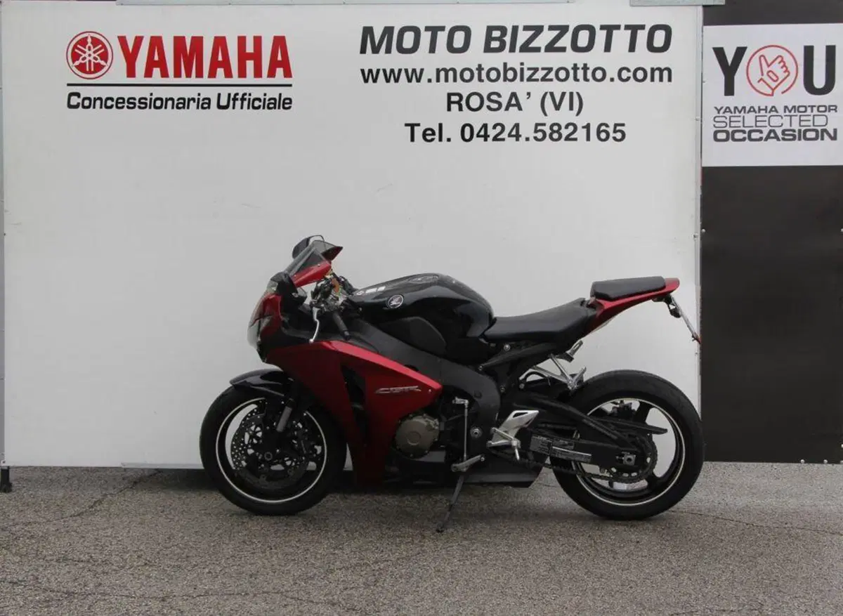 Honda CBR 1000 RR Fireblade (2008 - 11) (2)