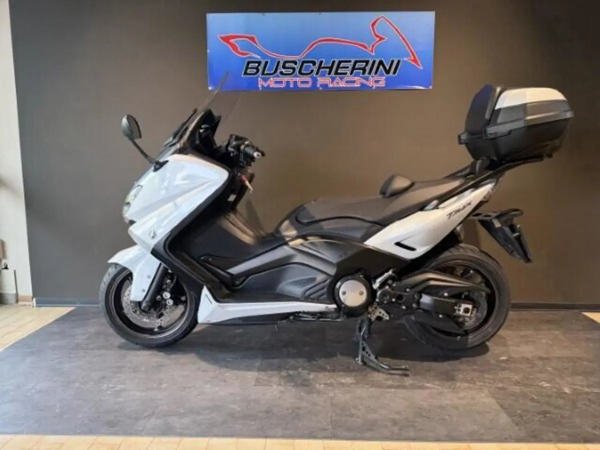 Yamaha T-Max 530 (2012 - 14) (8)