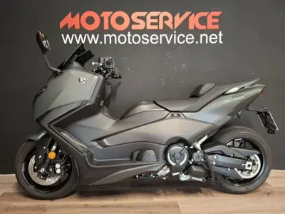 Yamaha T-Max 560 (2025 - 26) usata