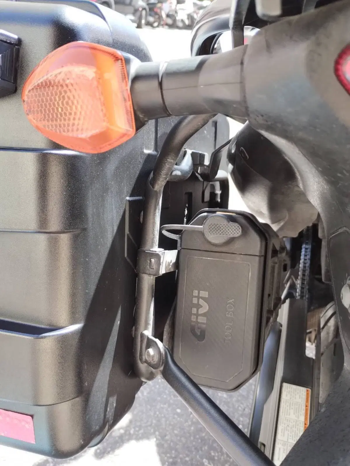 Suzuki V-Strom 650 ABS (2011 - 17) (7)