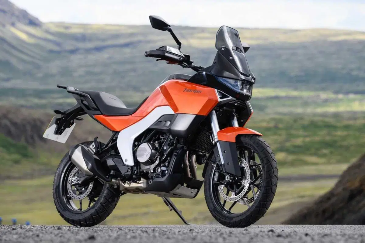 Norton Atlas 2026: lusso per tutti!? Il nostro test in Islanda [VIDEO e GALLERY] (14)