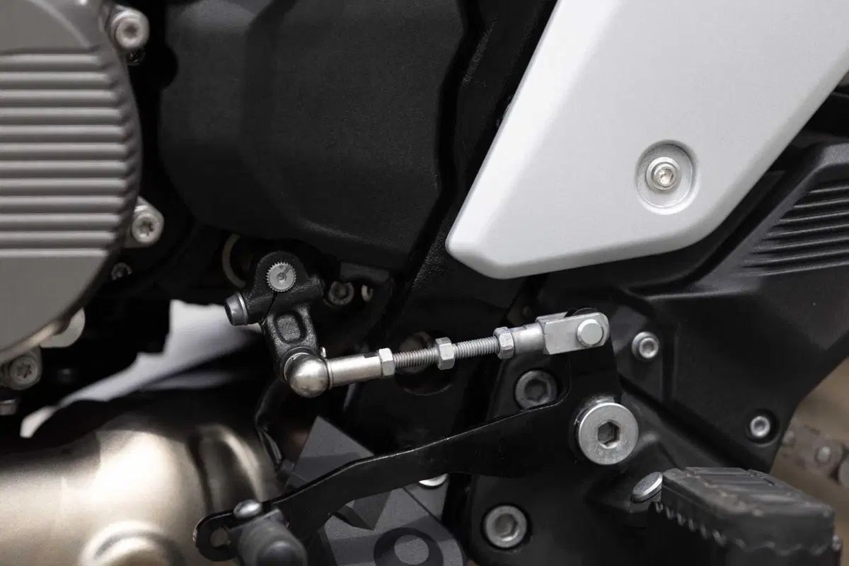 Norton Atlas 2026: lusso per tutti!? Il nostro test in Islanda [VIDEO e GALLERY] (16)