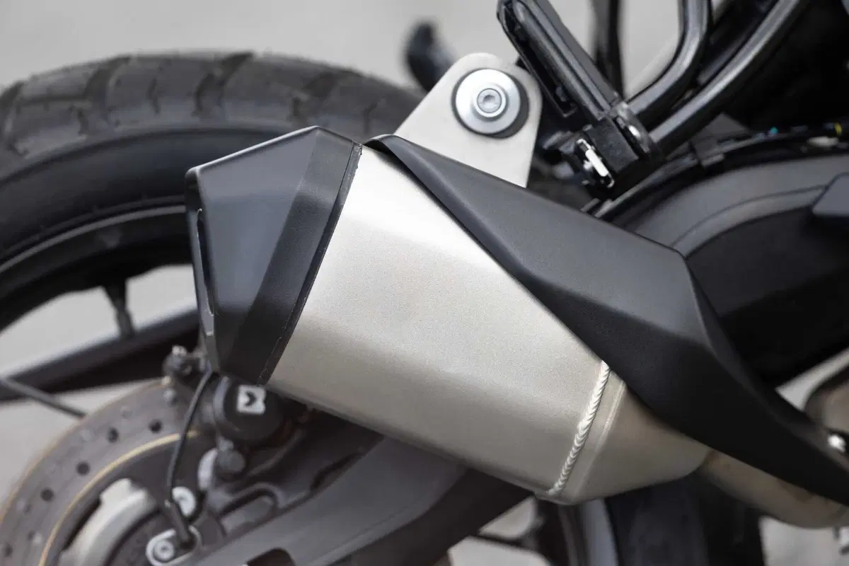 Norton Atlas 2026: lusso per tutti!? Il nostro test in Islanda [VIDEO e GALLERY] (25)