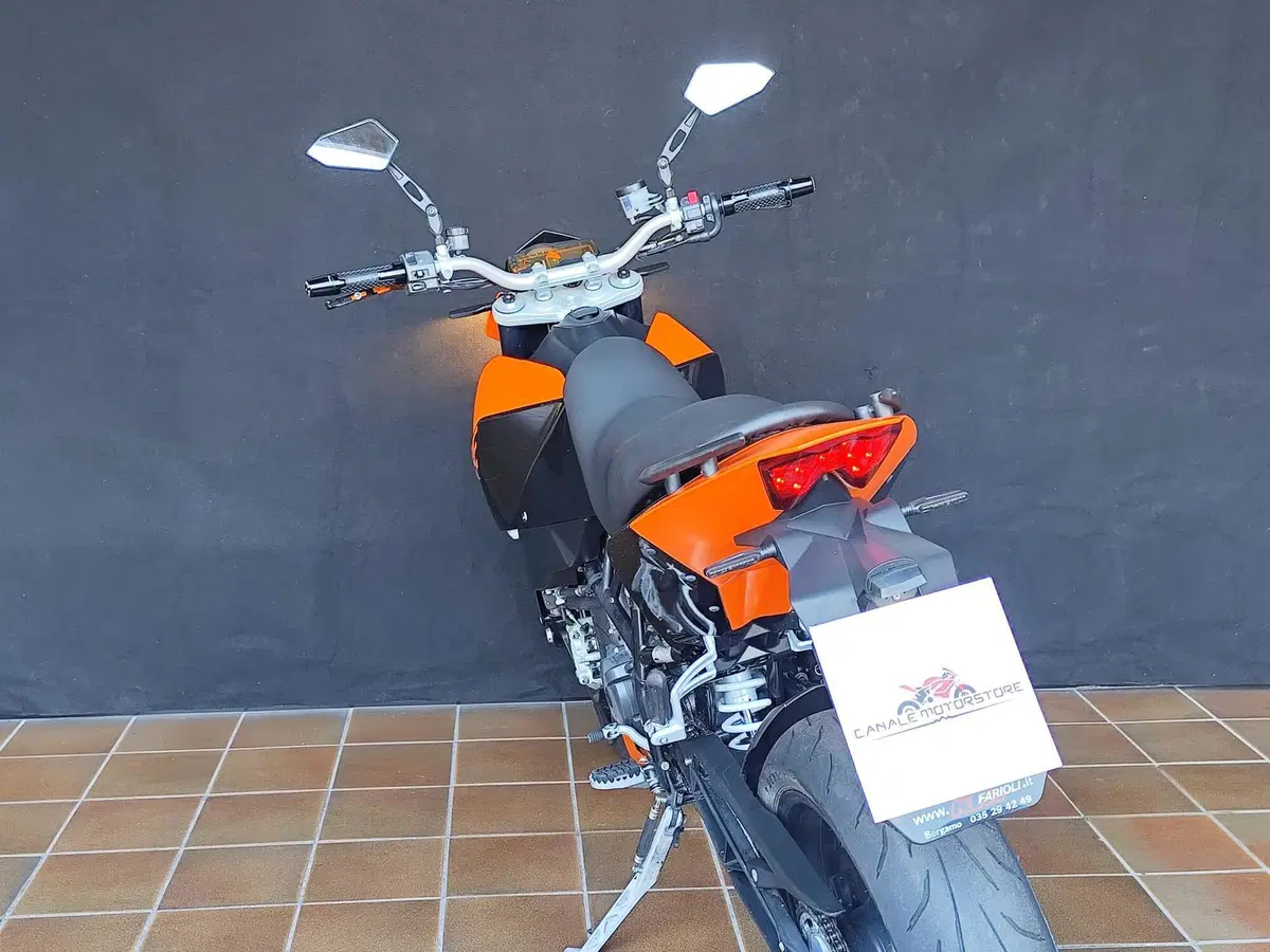 KTM 690 Duke (2007 - 09) (4)