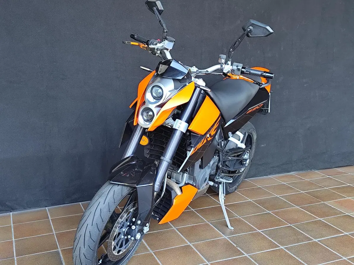 KTM 690 Duke (2007 - 09) (6)