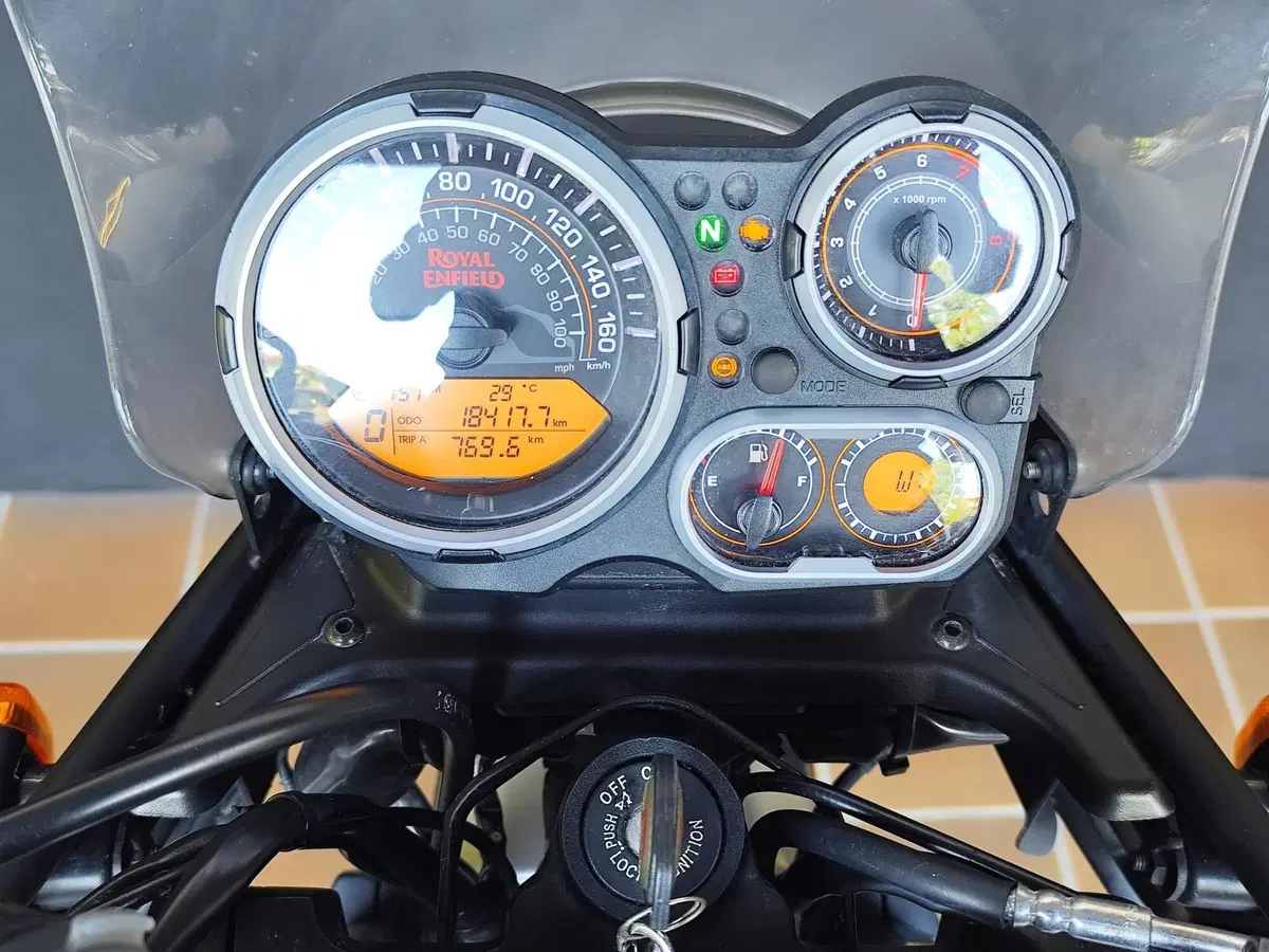 Royal Enfield Himalayan 411 (2017 - 20) (5)