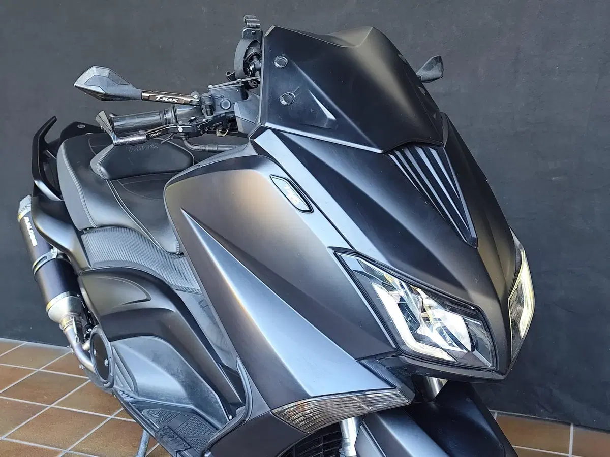 Yamaha T-Max 530 (2015 - 16) (9)