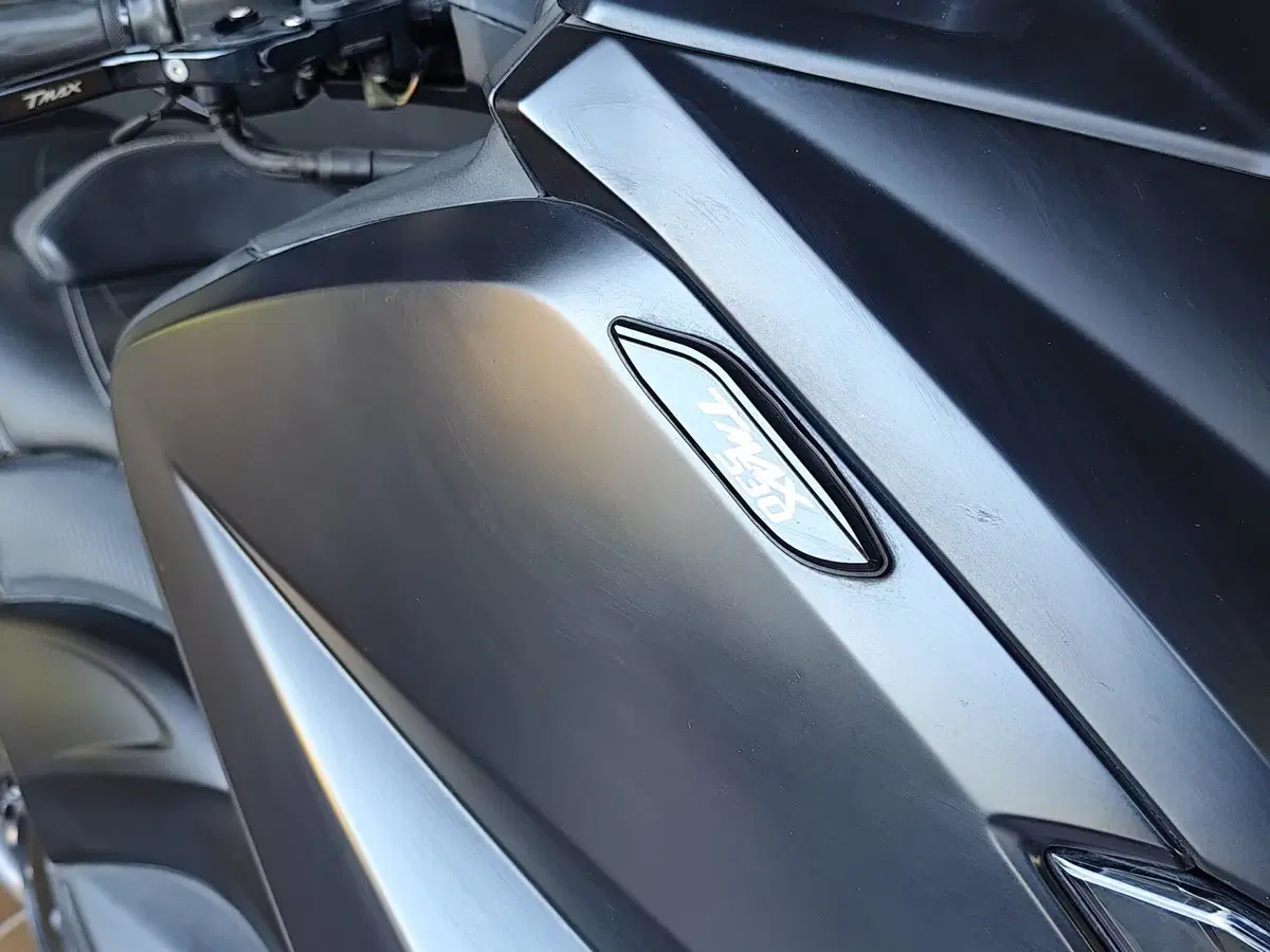 Yamaha T-Max 530 (2015 - 16) (18)