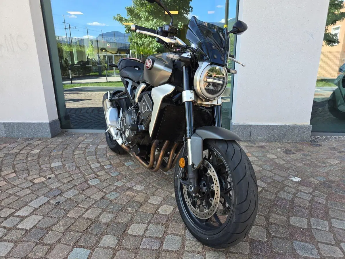 Honda CB 1000 R ABS (2011 - 17) (4)