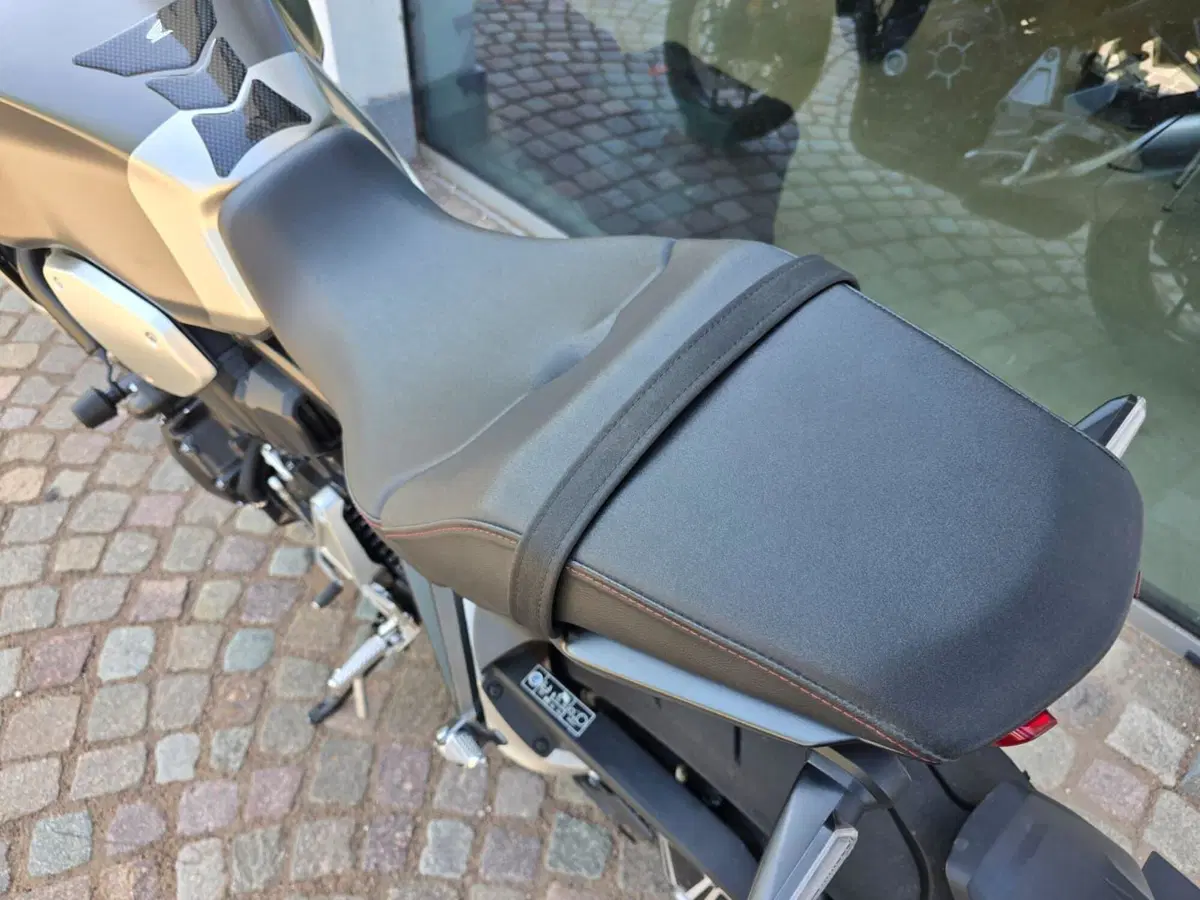Honda CB 1000 R ABS (2011 - 17) (6)
