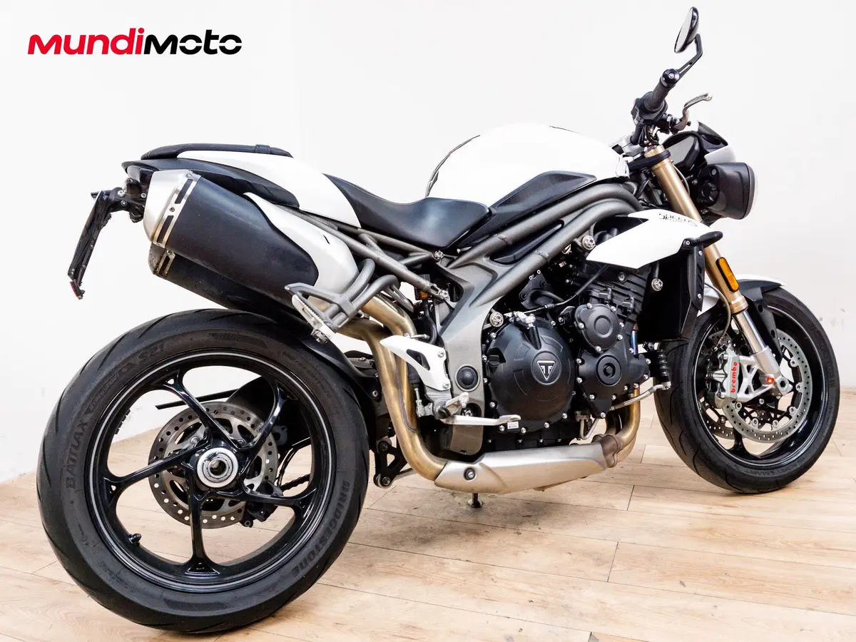 Triumph Speed Triple 1050 S ABS (2016 - 17) (3)